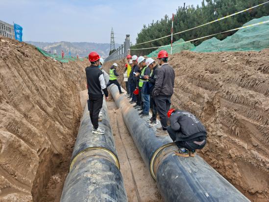 泓源公司全面检查在建项目(图2) 泓源公司全面检查在建项目(图2)