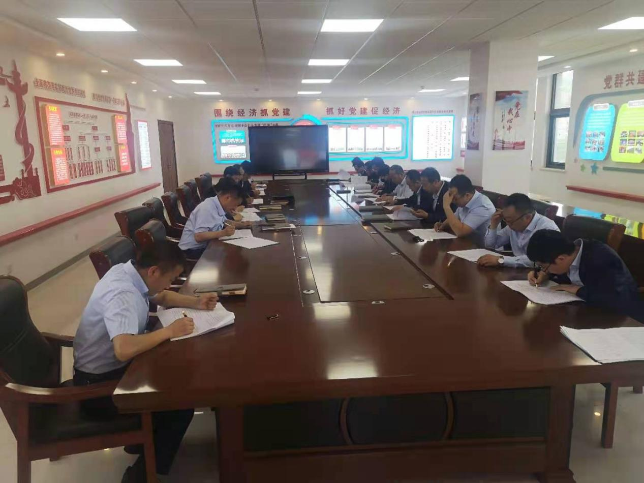 市产投集团开展中高层管理人员季度培训测试(图2) 市产投集团开展中高层管理人员季度培训测试(图2)