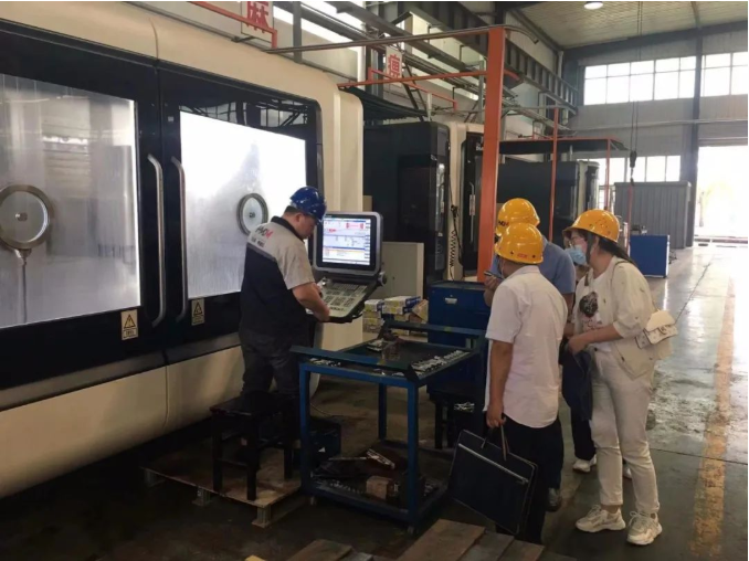 市产投集团百名员工下一线真磨砺练本领(图2) 市产投集团百名员工下一线真磨砺练本领(图2)